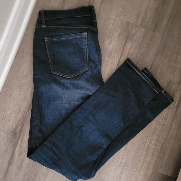 LOFT Jeans! Size 26 waist, LIKE NEW!! - Picture 2 of 3